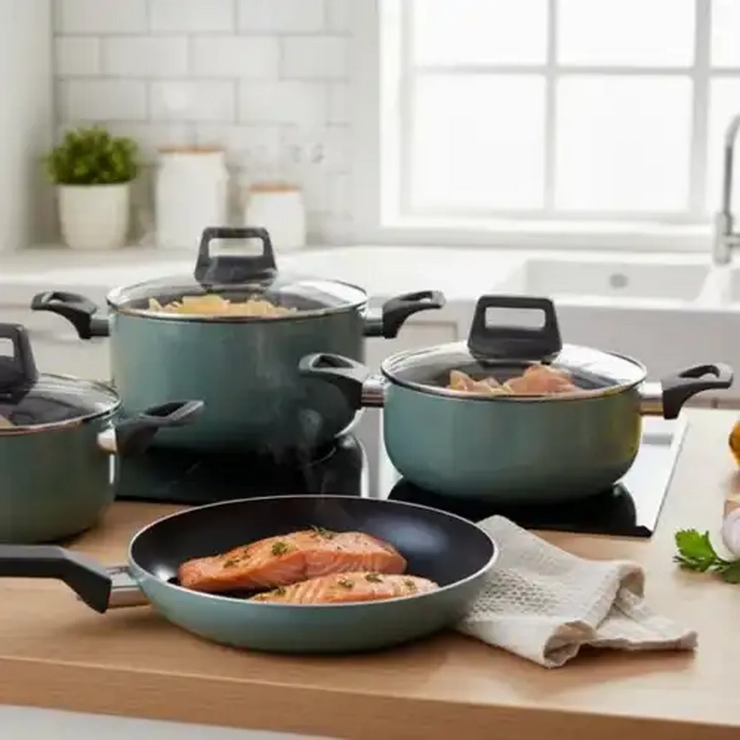 Checkers Sixty60 | Quisimo Marine Pressed Aluminium Cookware Set 7