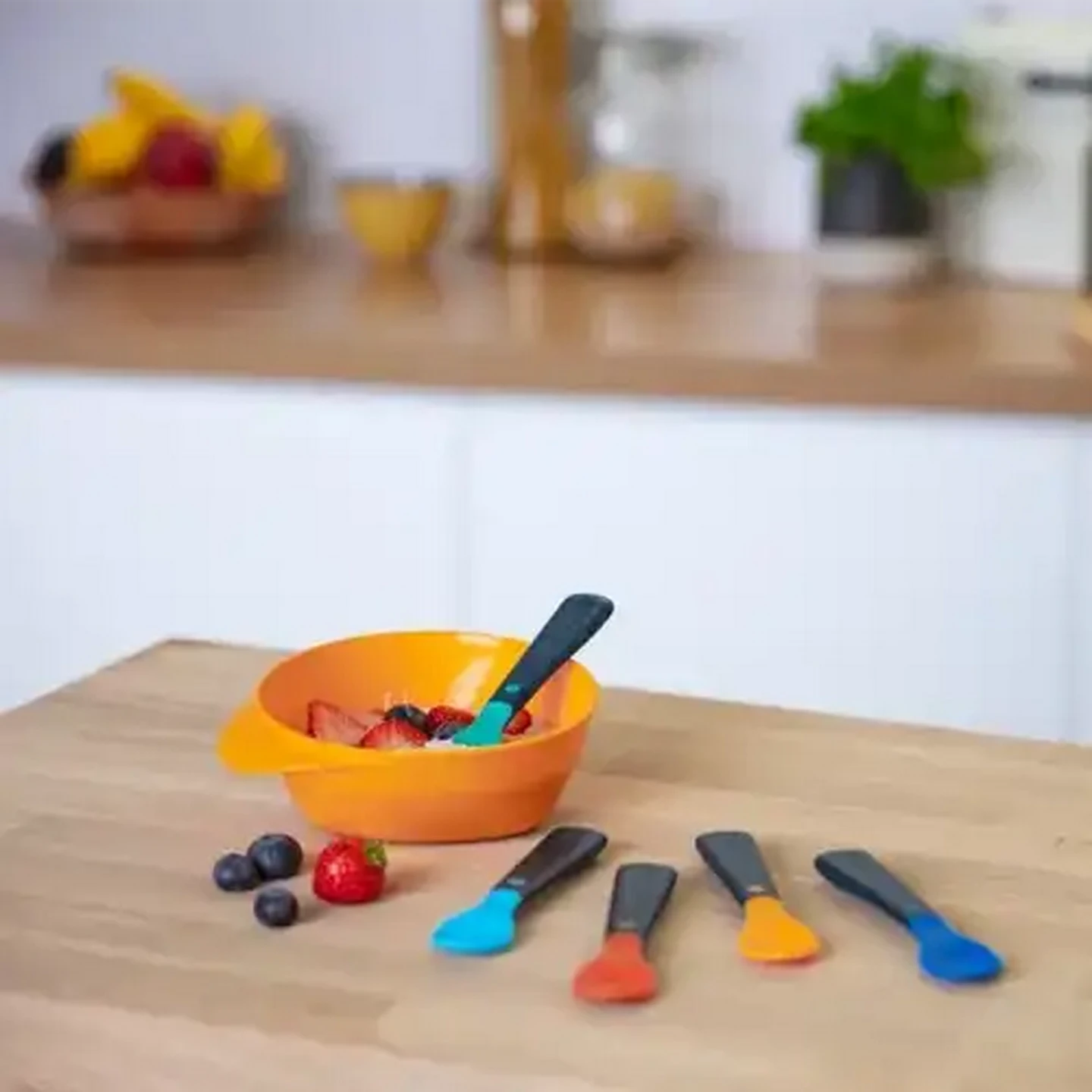 Image of Tommee Tippee Easigrip Self Feeding Spoons 5-Pack