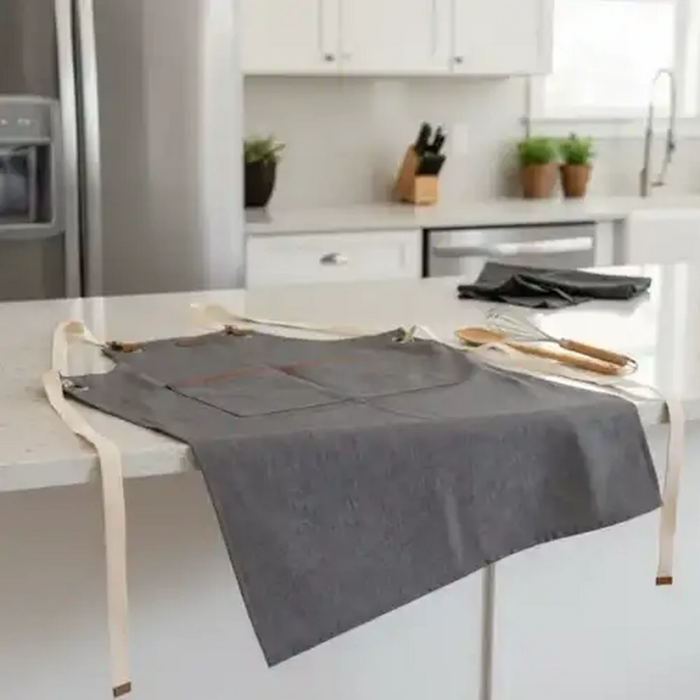 Image of Forage And Feast Grey Slub Apron 70 x 85cm