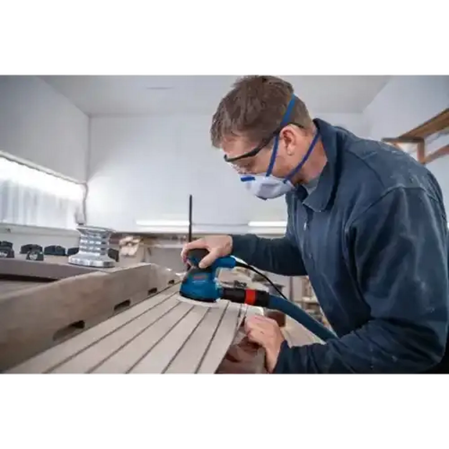 Image of Bosch DIY Blue Professional Orbital Sander 250W