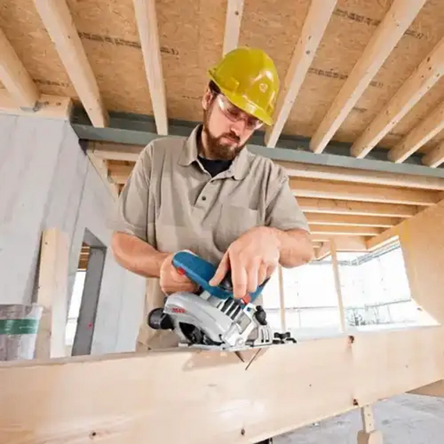 Image of Bosch DIY Professional Cordless Circular Saw 18V