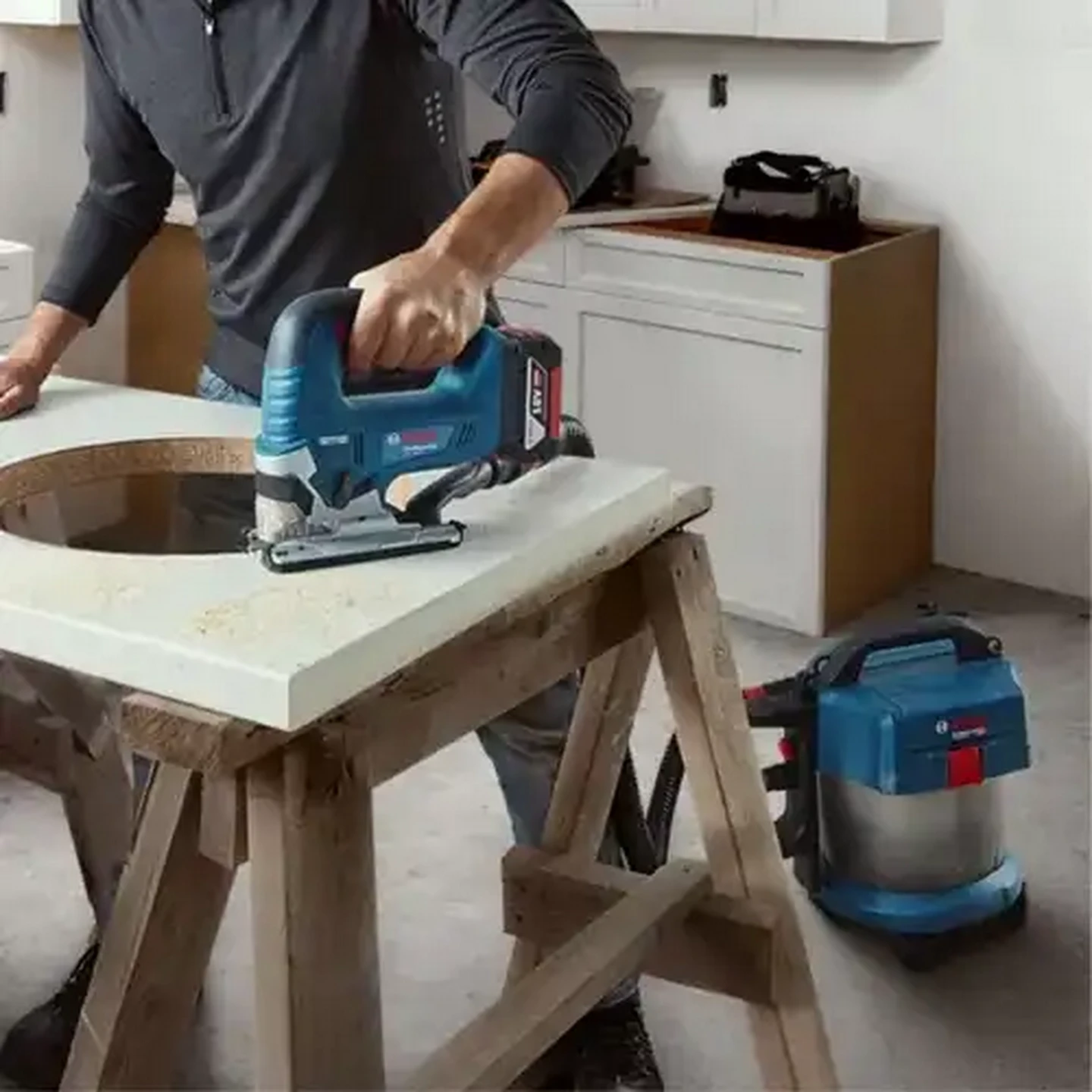Image of Bosch DIY Professional Cordless Jigsaw 18V