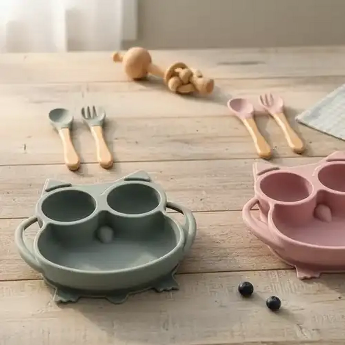 Image of Jolly Tots Silicone Suction Owl Bowl Set 3 Piece 12 Months+ (Colour May Vary)