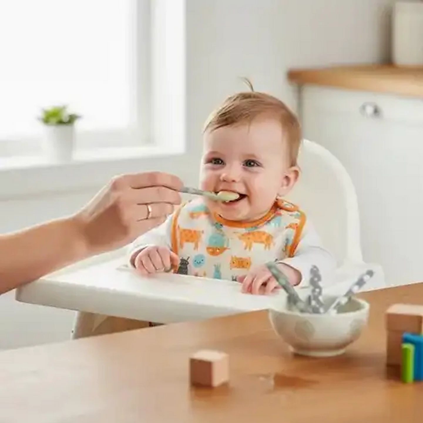 Image of Jolly Tots Weaning Spoons 5-Pack 6 Months+