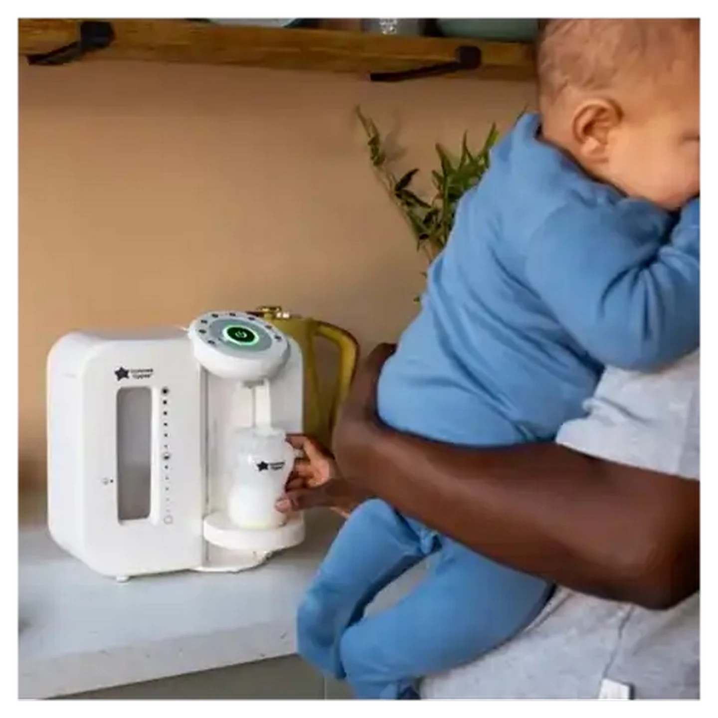 Image of Tommee Tippee Perfect Prep Machine Instant Baby Bottle Maker
