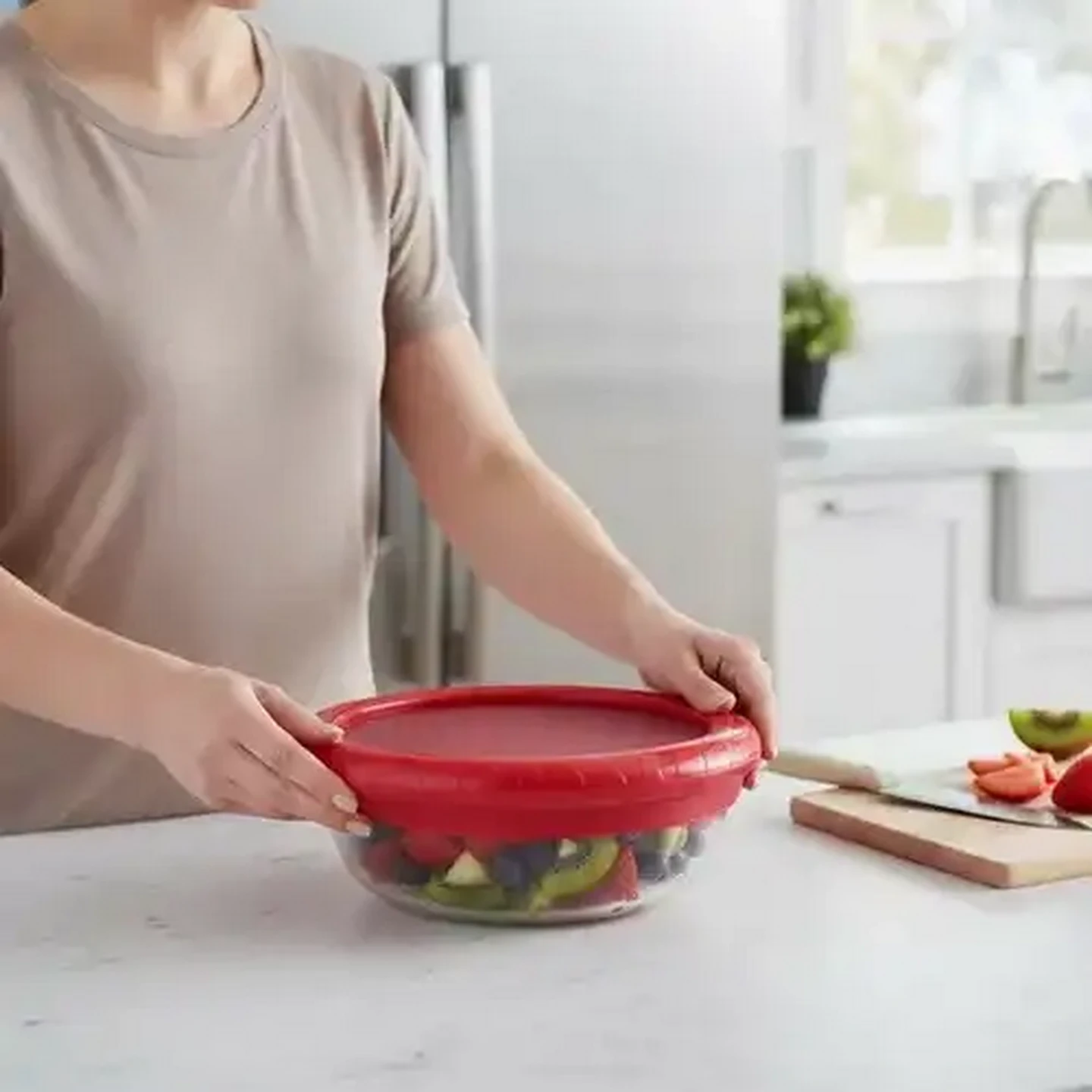 Image of MWA Silicone Fresh Stretch Tomato Pod