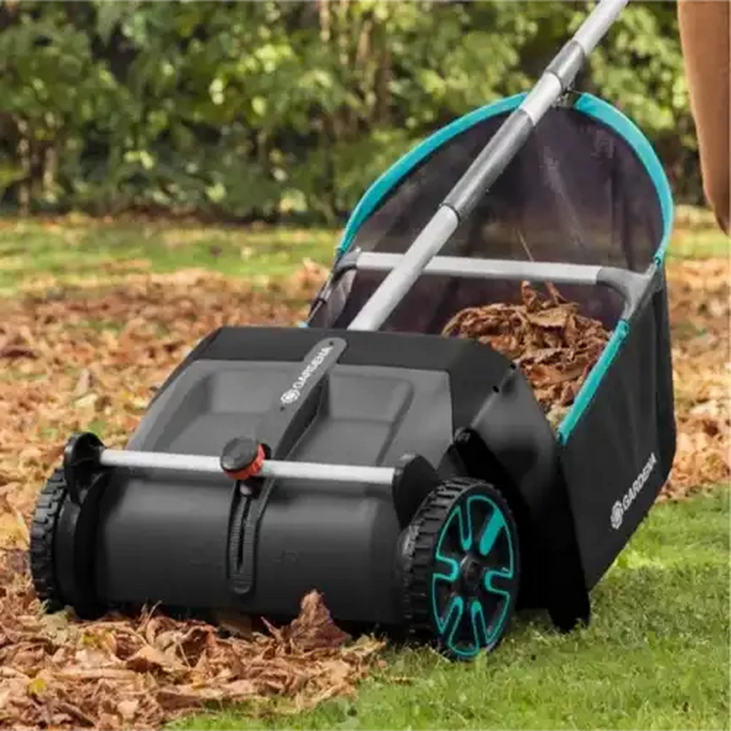 Image of Gardena Leaf and Grass Collector