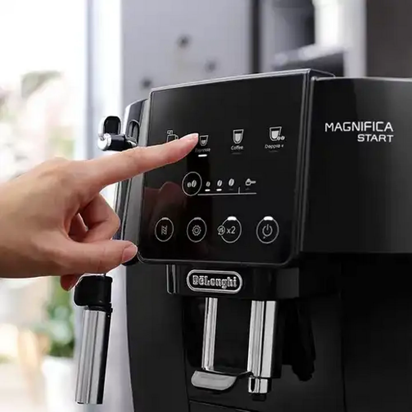 Checkers Sixty60 | De'Longhi Magnifica Start Black Coffee Machine