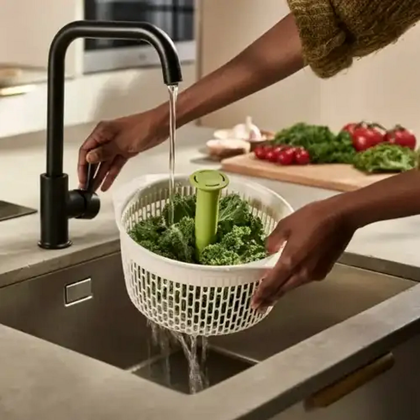 Checkers Sixty60 | Joseph Joseph Green/White Spindola Salad