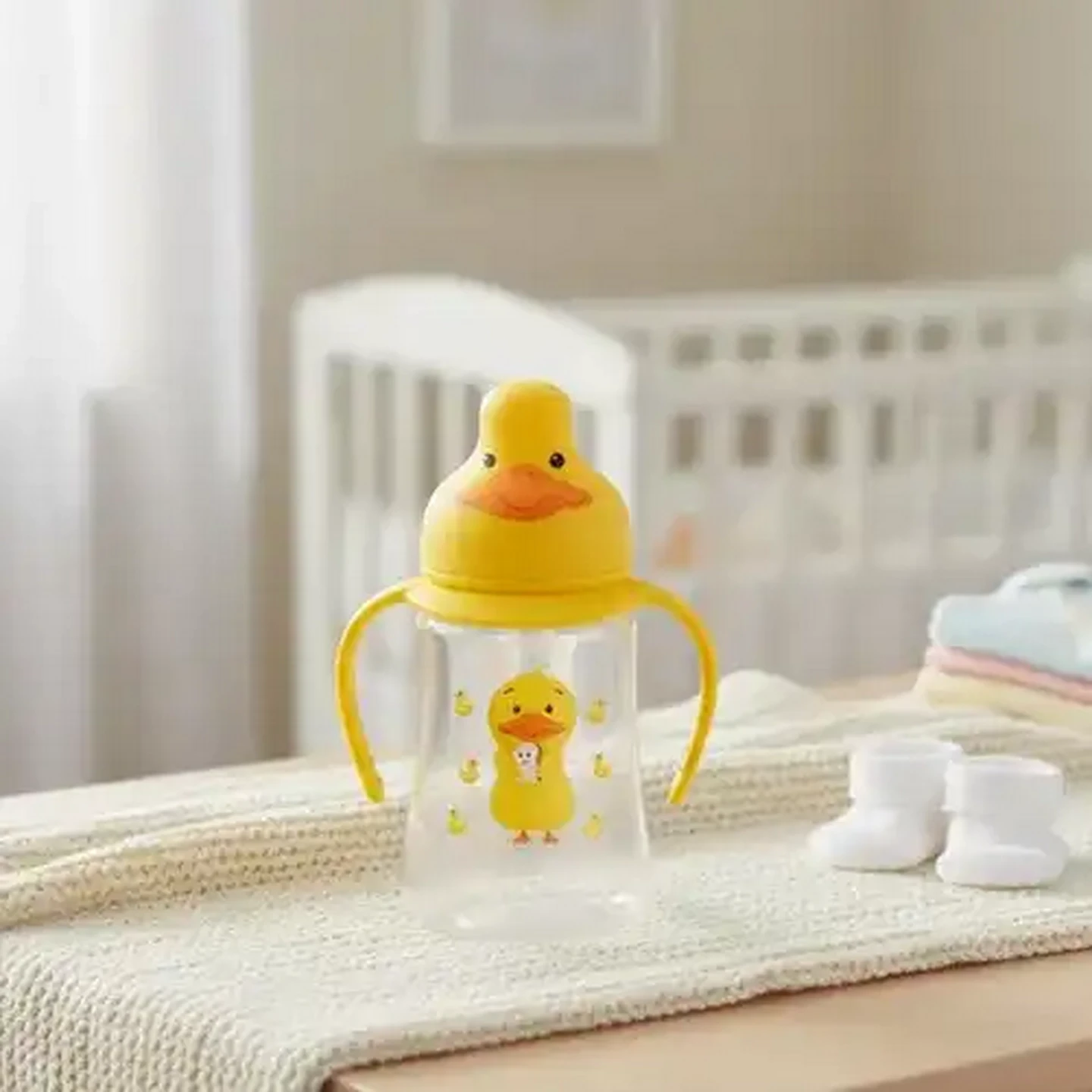 Image of Jolly Tots Yellow Slow Flow Wideneck Bottle with Handle 250ml