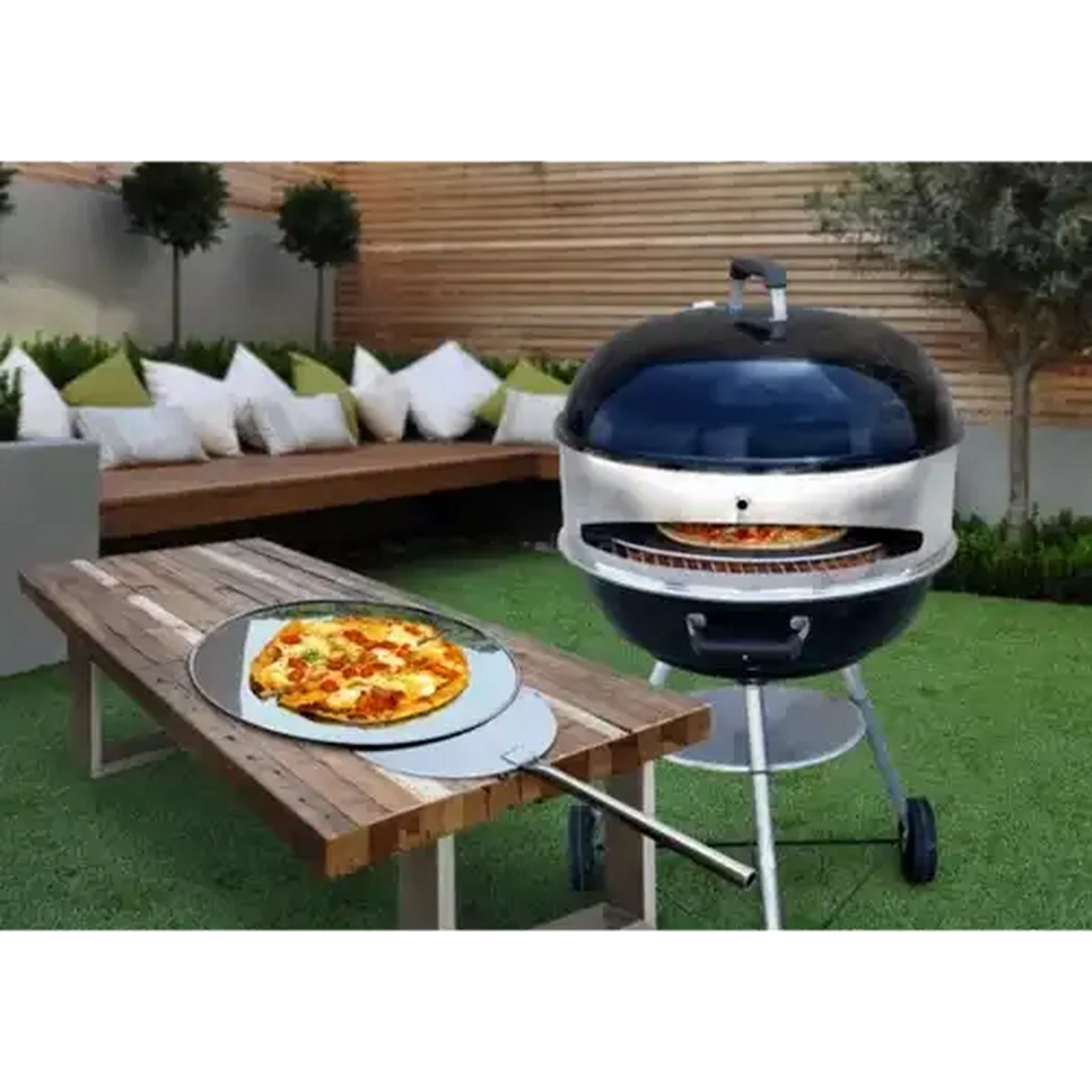 Image of LK's Kettle Braai Pizza Oven & Rotisserie 57cm