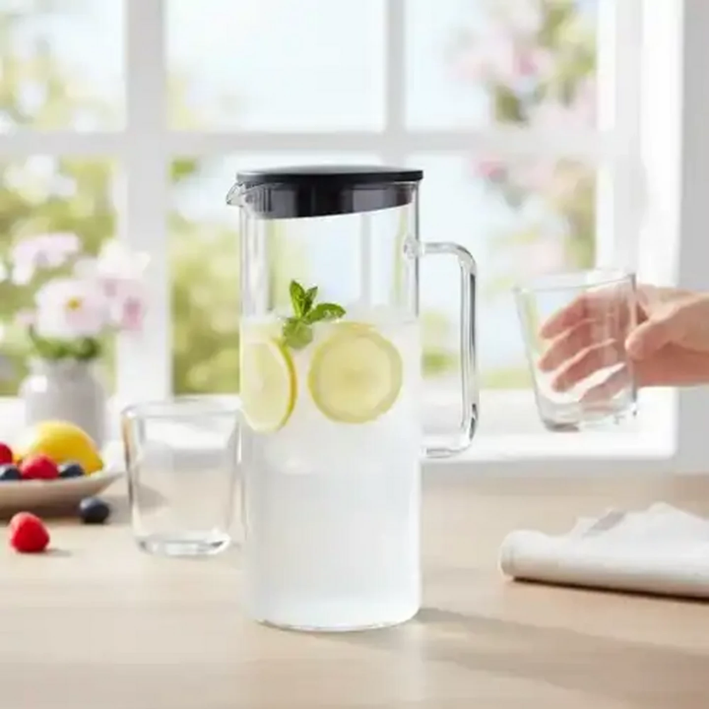Checkers Sixty60 | Simax Glass Lead-Free Fridge Jug with Lid 1.25L
