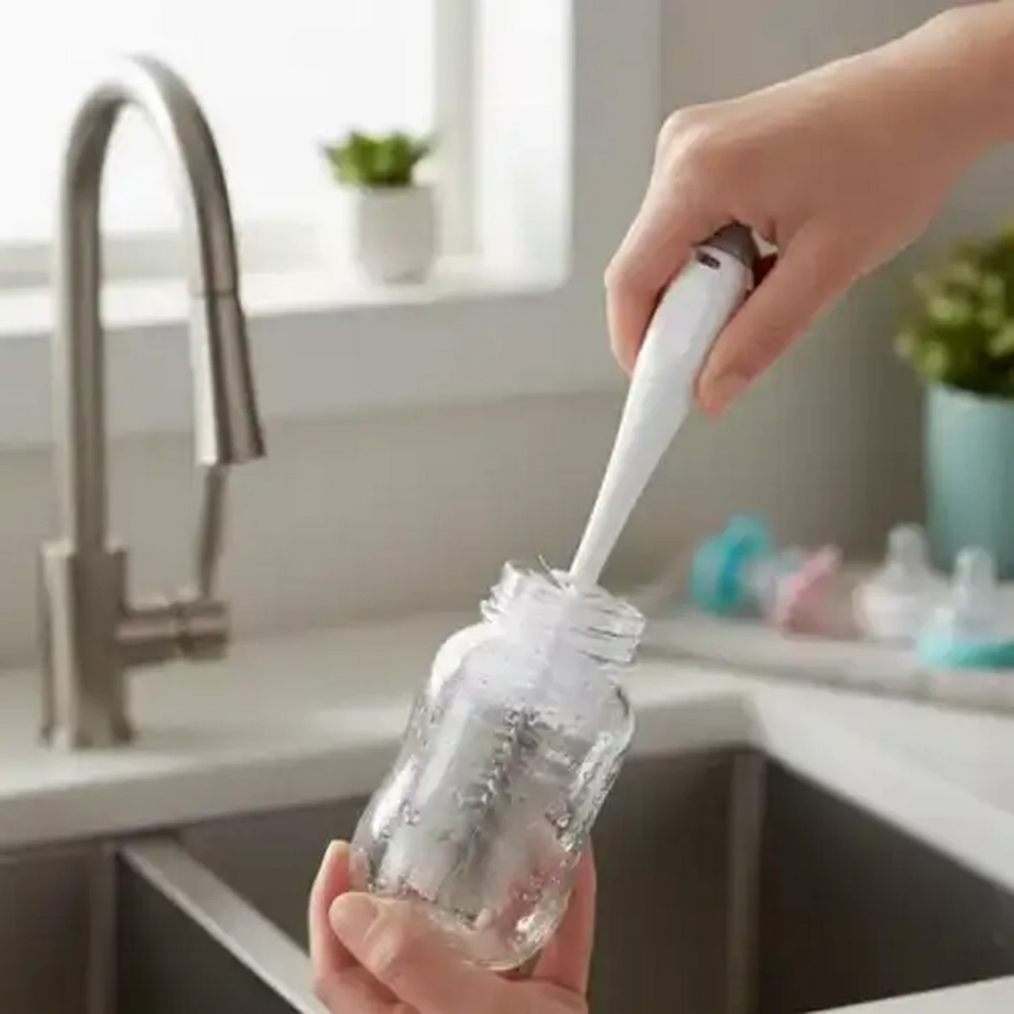 Image of Jolly Tots Bottle And Teat Cleaning Brush Set