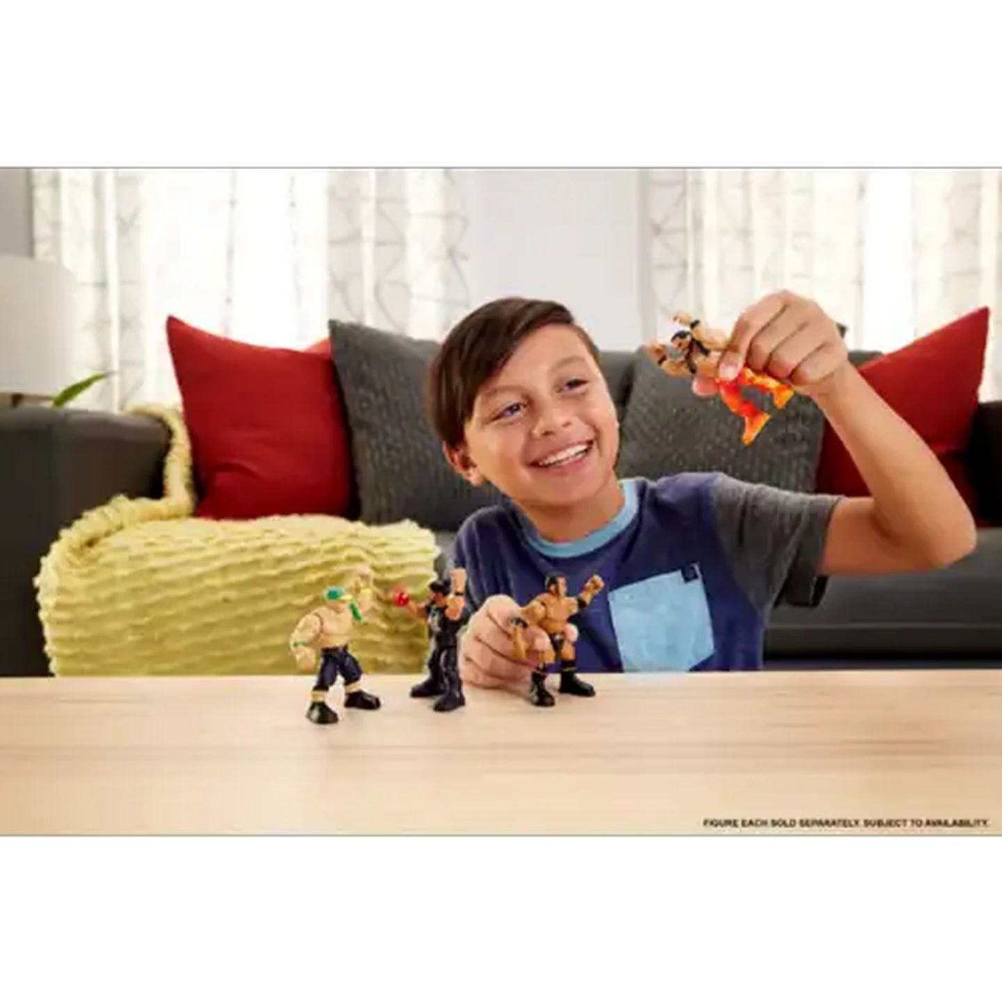 Image of WWE Knuckle Crunchers Action Figures & Accessories, 3.25-inch Collectibles with Bone-Crunching Sounds (Styles May Vary)