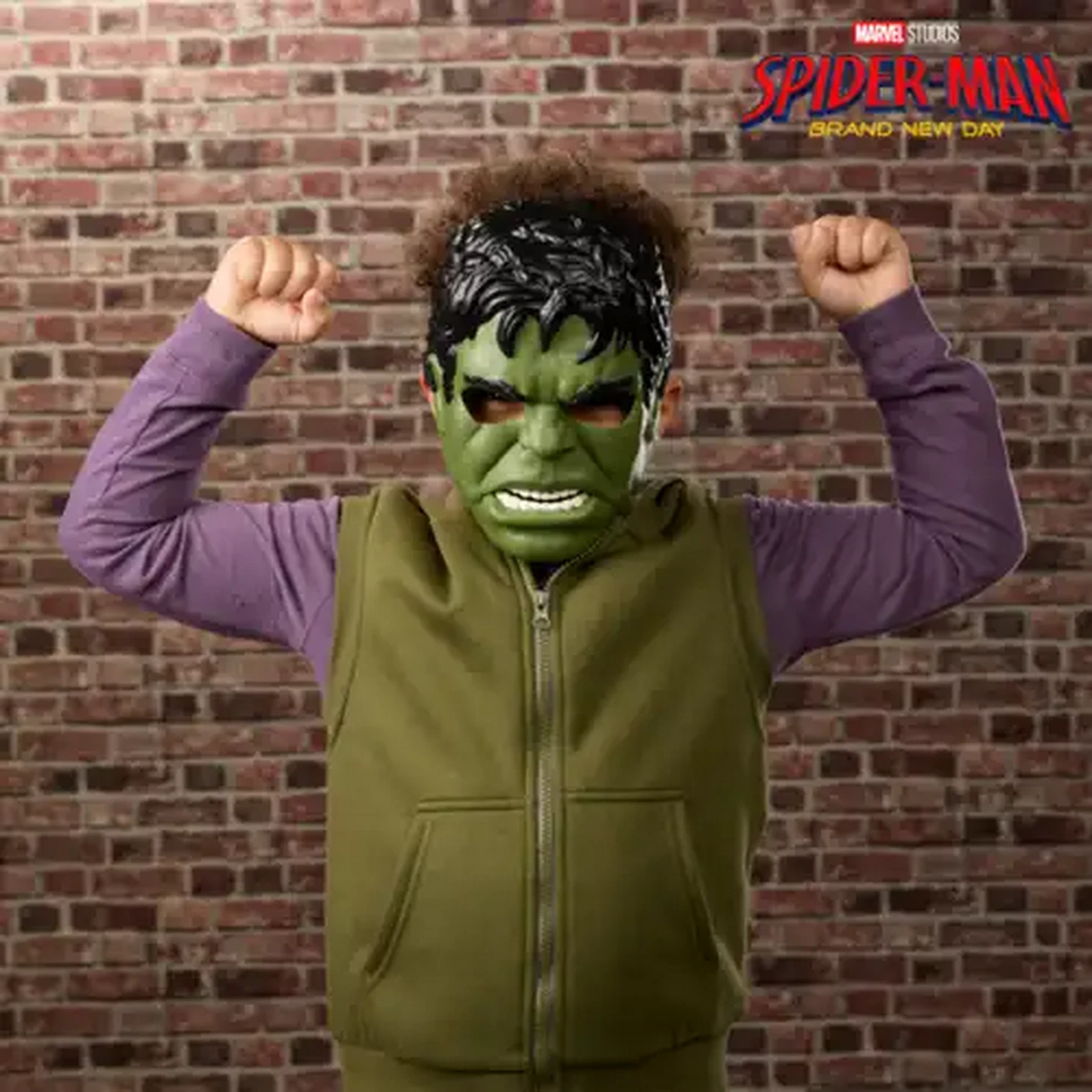 Image of Marvel Studios Spider-Man Bom Basic Mask (Type May Vary)