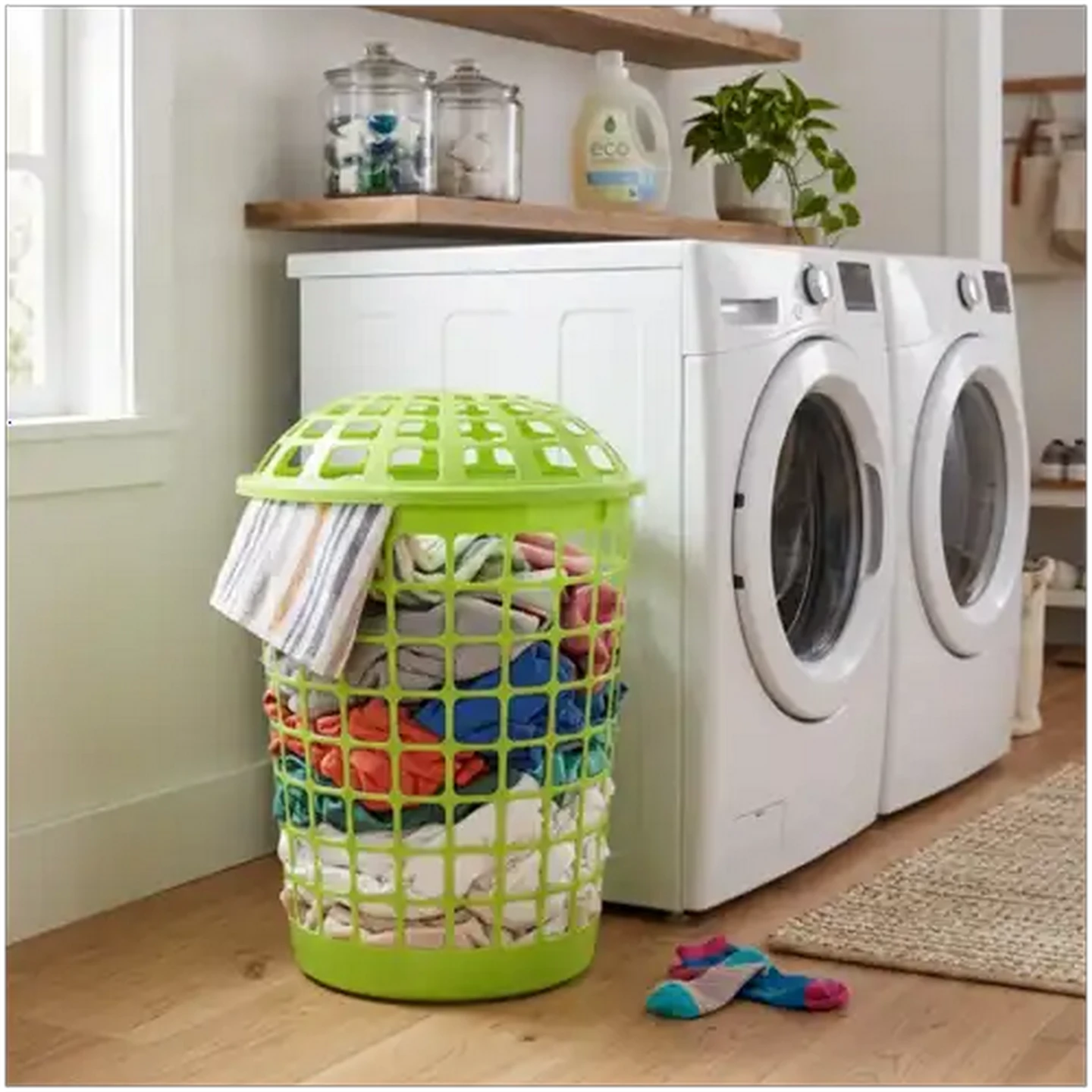 Image of Budget Plastic Linin Bin with Lid 62L (Colour May Vary)