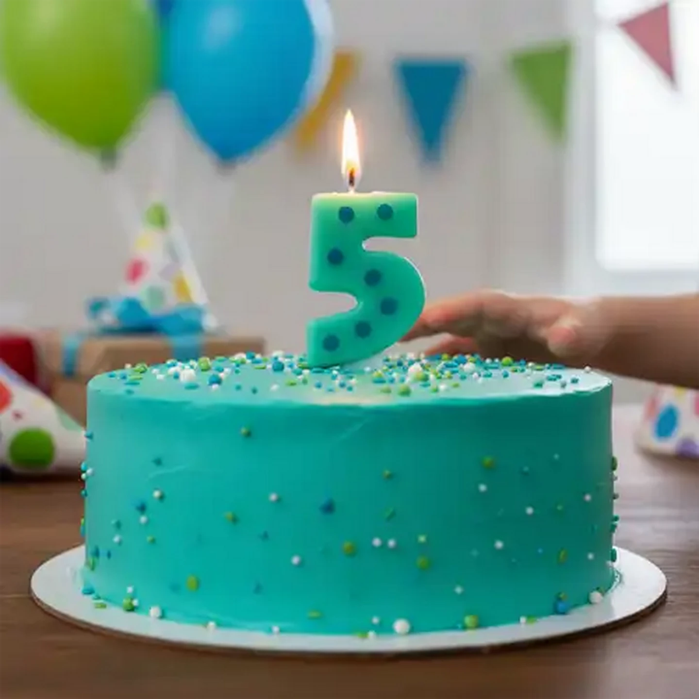 Image of Party Thingz Multicoloured Number 5 Party Candle
