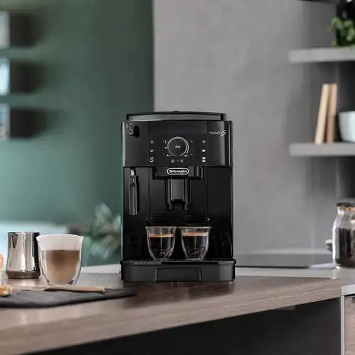Checkers Sixty60 | De'Longhi Magnifica S Bean to Cup Coffee