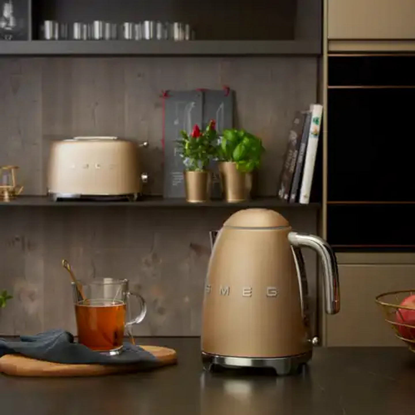 Image of Smeg Special Edition Matt Champagne Retro 2-Slice Toaster 950W