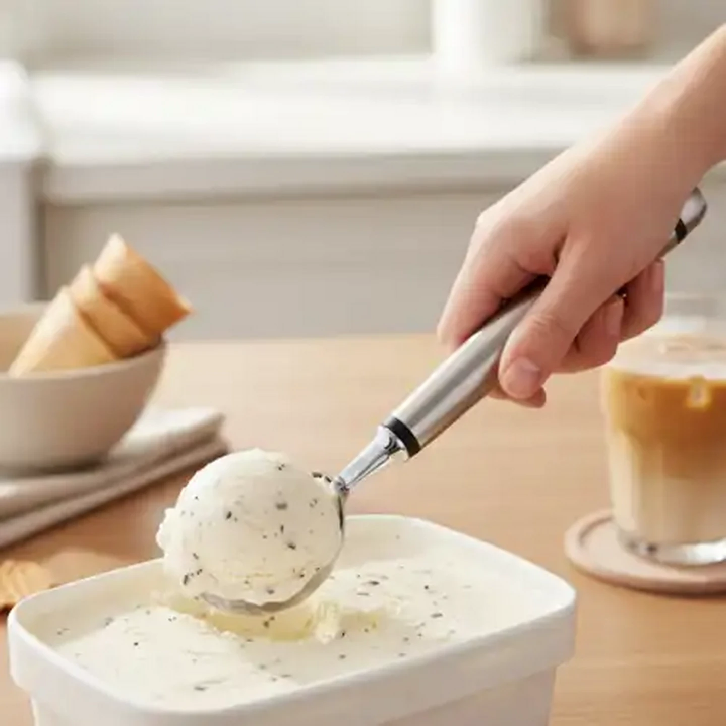 Image of Fina Stainless Steel Ice Cream Scoop