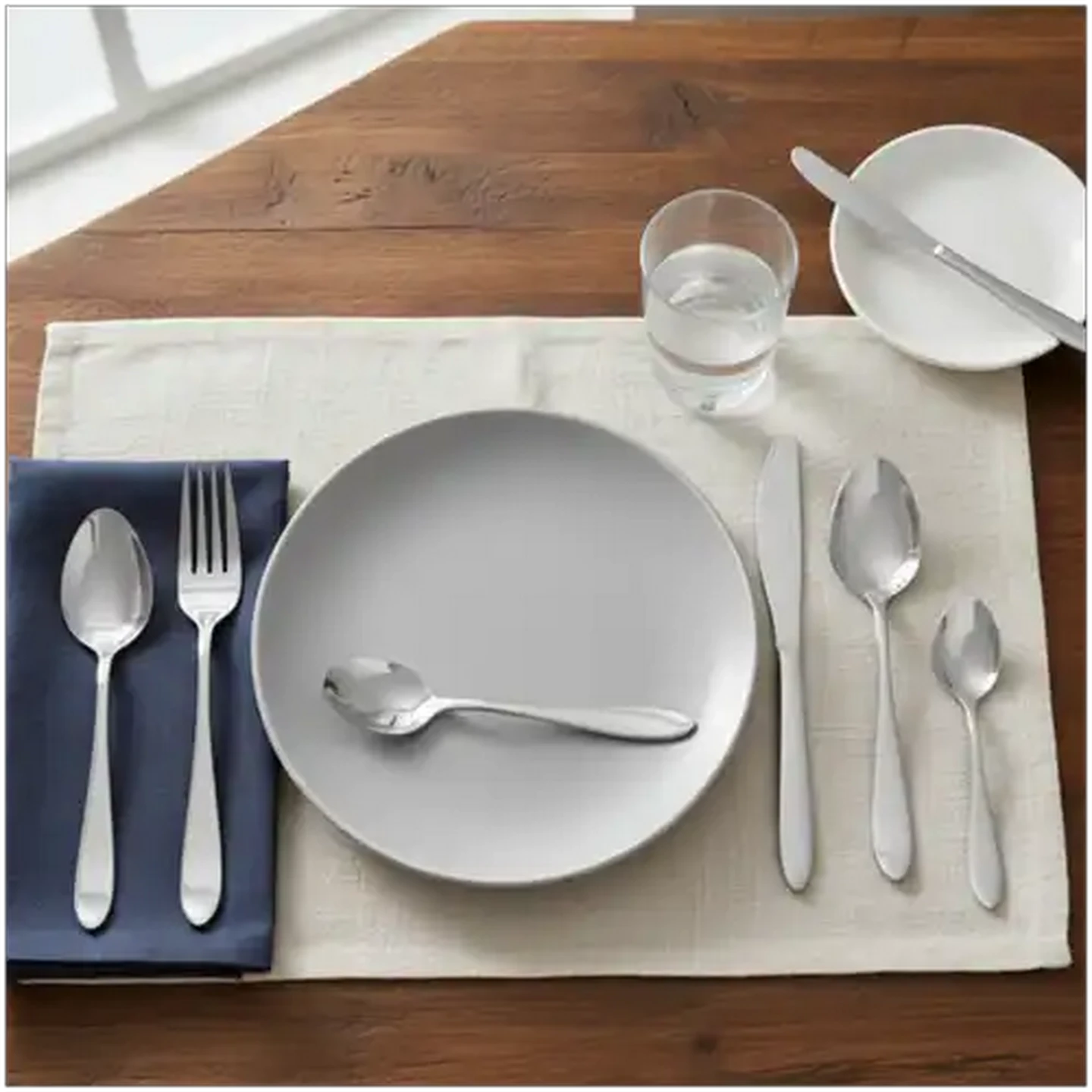 Image of Sequence Valore Stainless Steel Cutlery Set 20-Piece