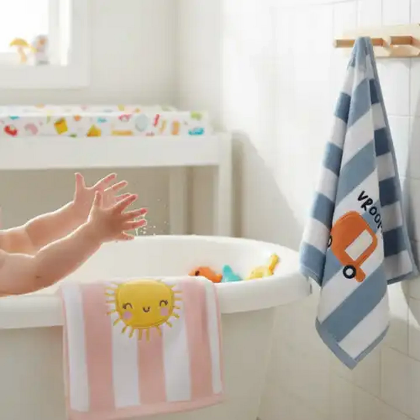 Image of Jolly Tots Animal Printed Bath Towel (Colour May Vary)