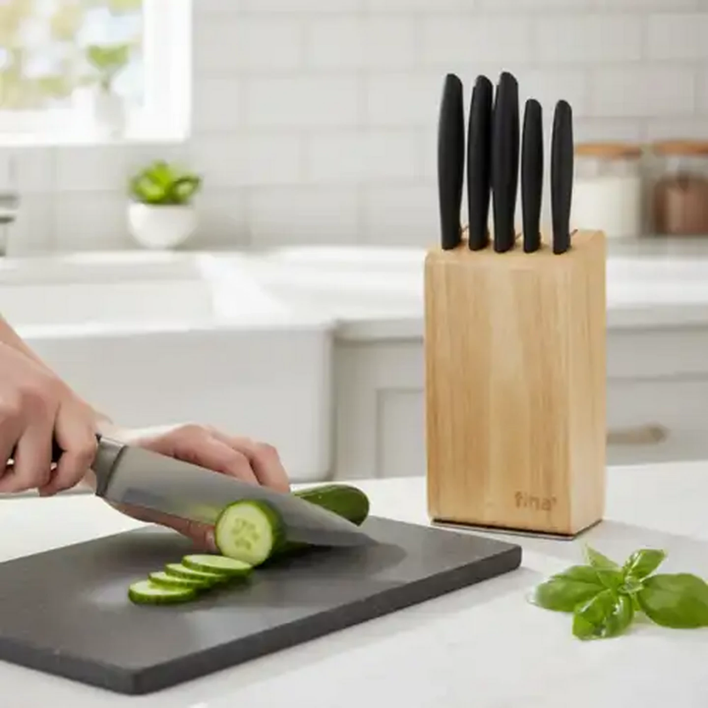 Image of Fina Knife and Block Set 6-Piece
