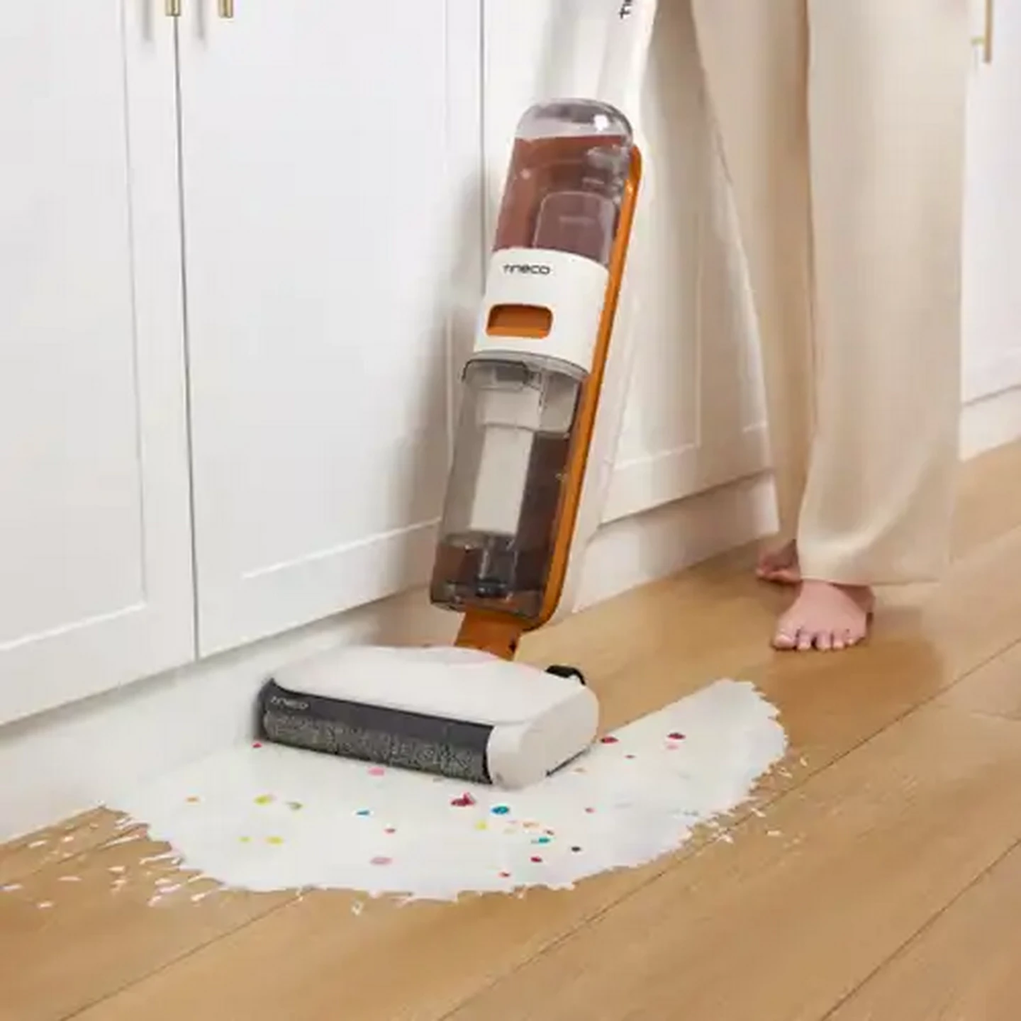 Image of Tineco iFLOOR Y2 PLUS Smart Wet and Dry Cordless Vacuum