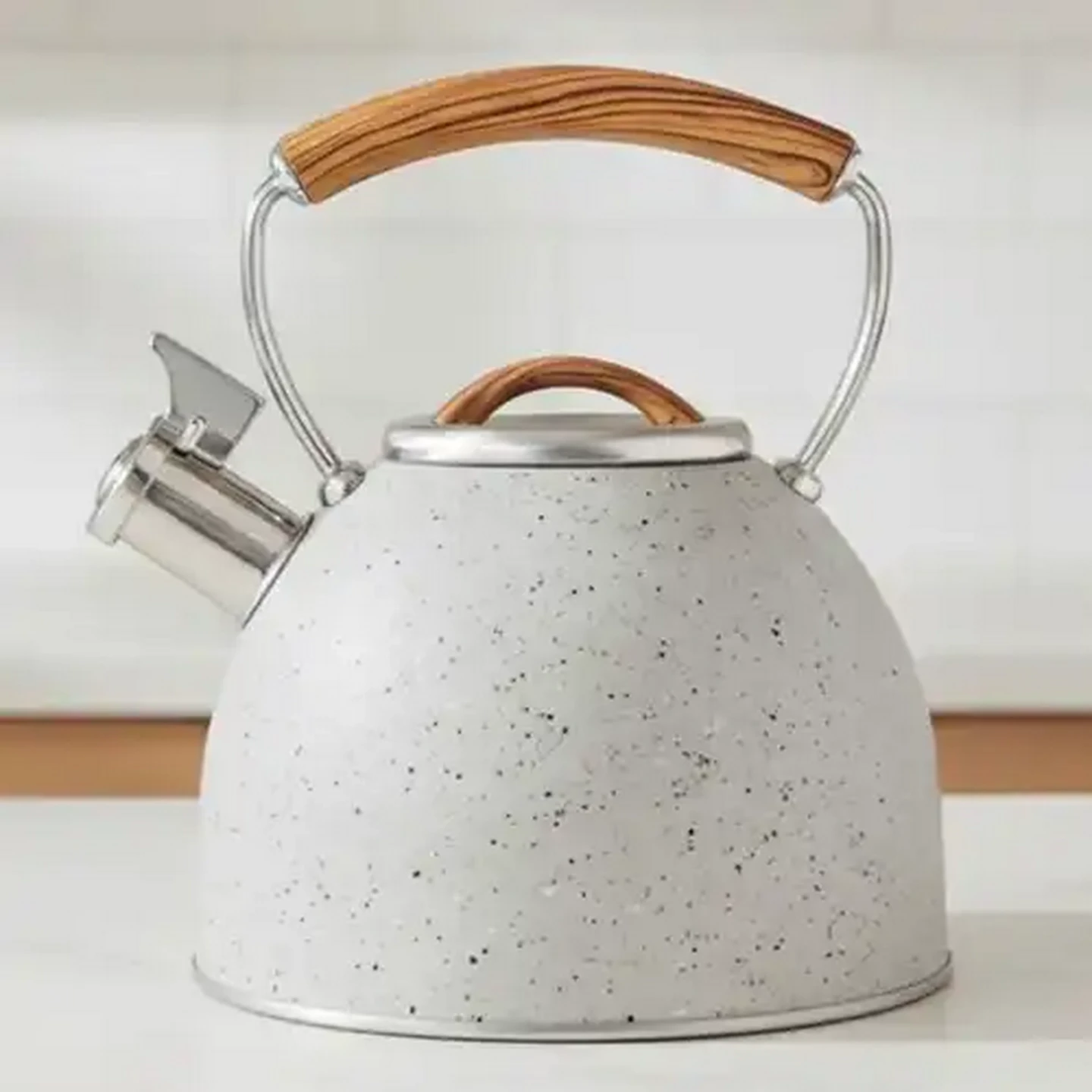 Image of Woodgrain Whistling Kettle 3L