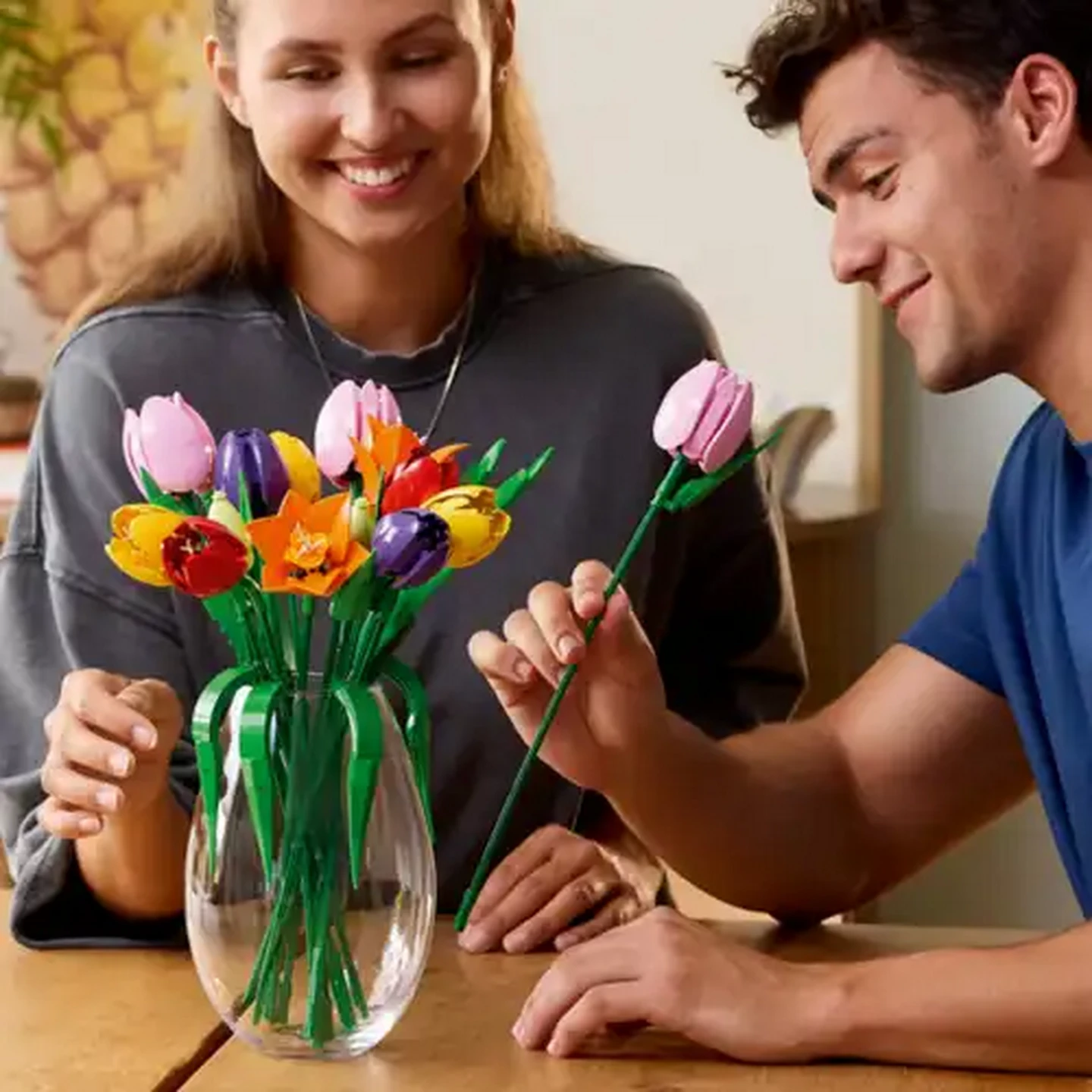 Image of LEGO® Botanicals Tulip Bouquet (11501)