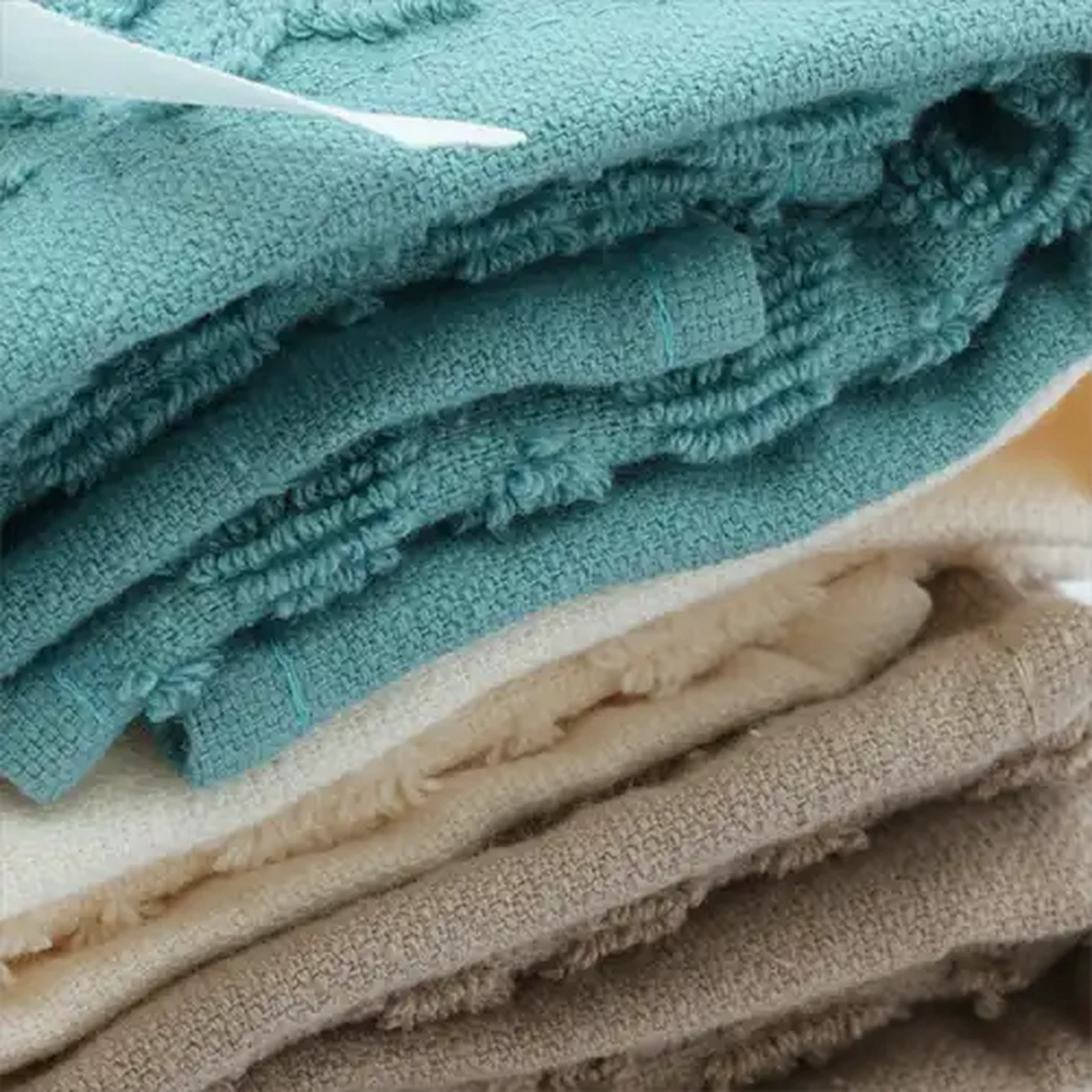 Image of Essentials Zig Zag Guest Towels 3-Pack 30 x 50cm (Colour May Vary)