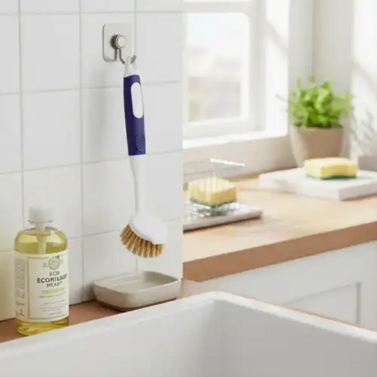 Image of ADDIS Comfi Grip Dish Brush
