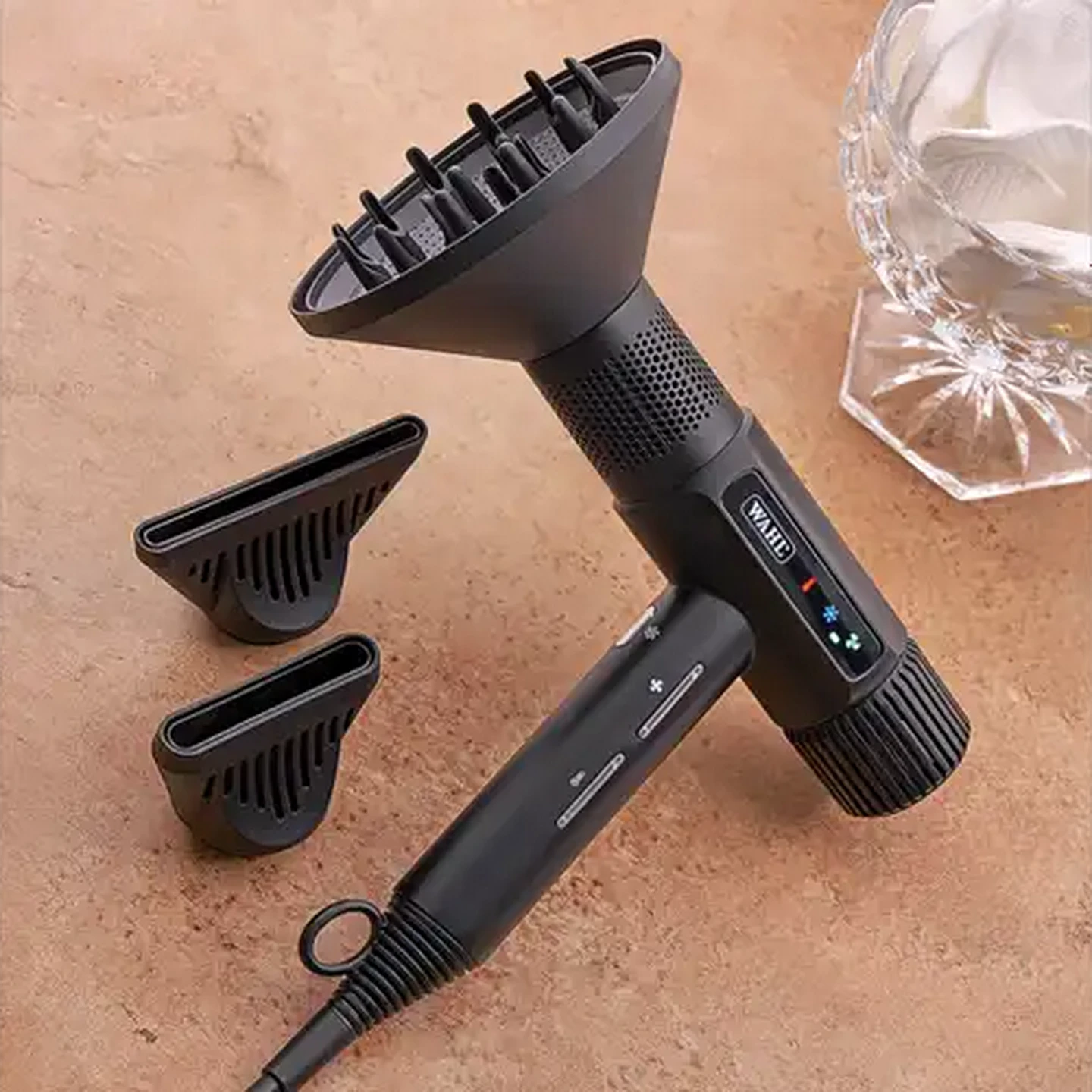 Image of Wahl Vanquish 1600w Professional BLDC Brushless Hair Dryer 101 000 RPM 4 Piece