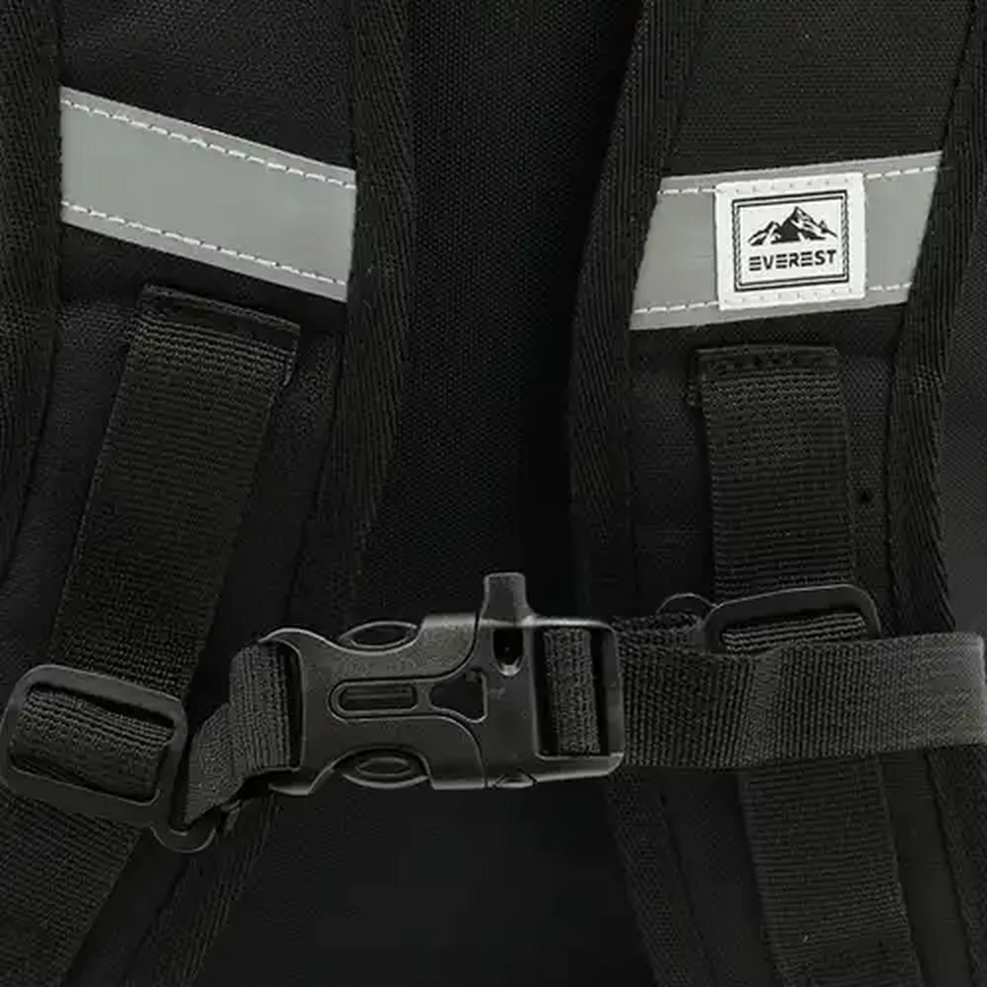 Image of Everest Black Outdoor Backpack 25L