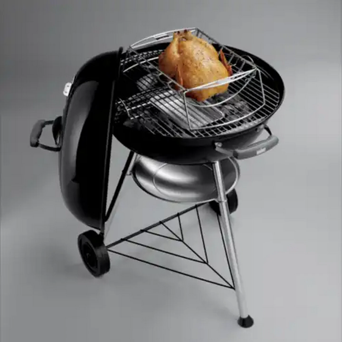 Image of Weber Compact Kettle Braai 57cm