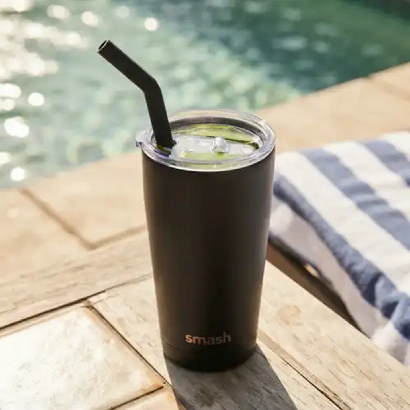 Image of Smash Smoothie & Coffee Cup with Straw 540ml (Colour May Vary)