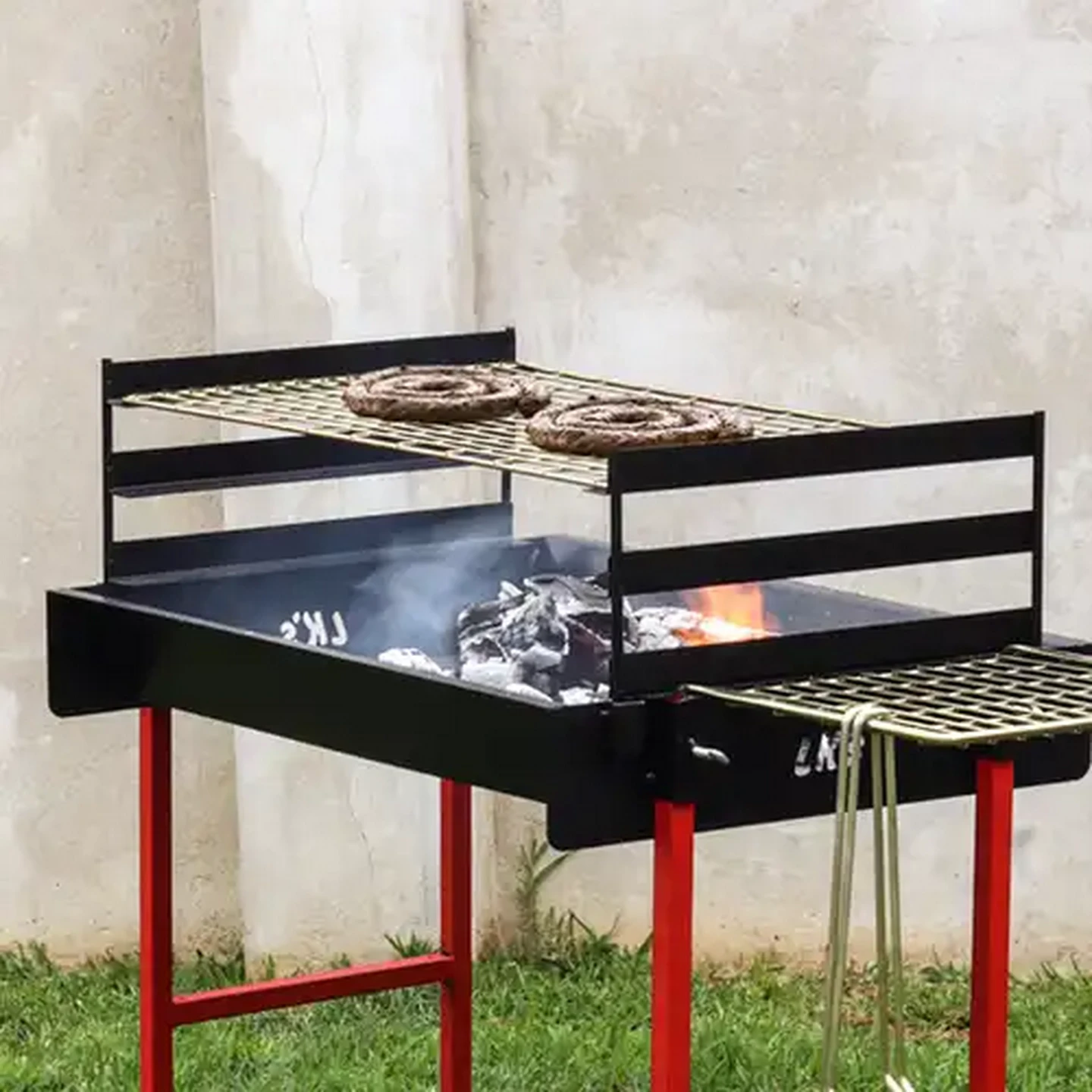 Image of LK's Family Braai 630mm x 380mm