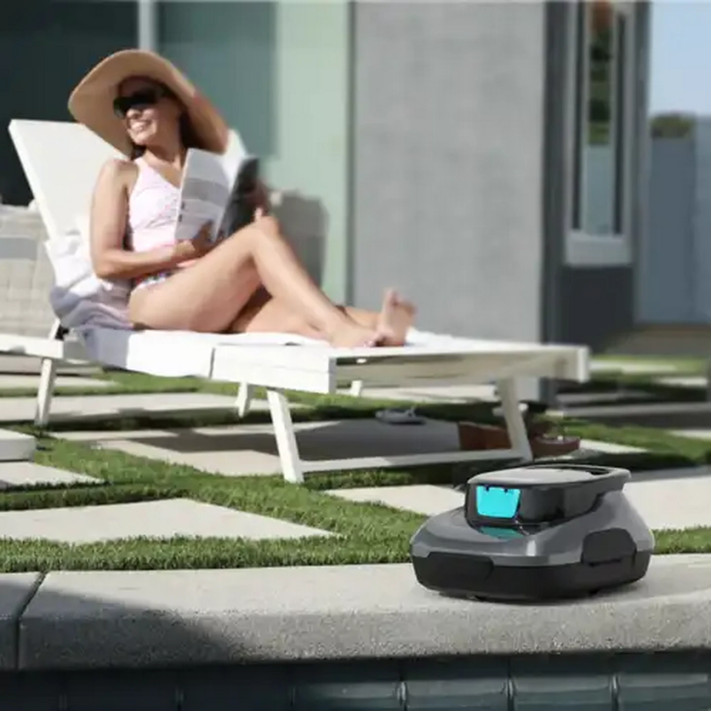 Image of Aiper Scuba SE Cordless Robotic Pool Cleaner