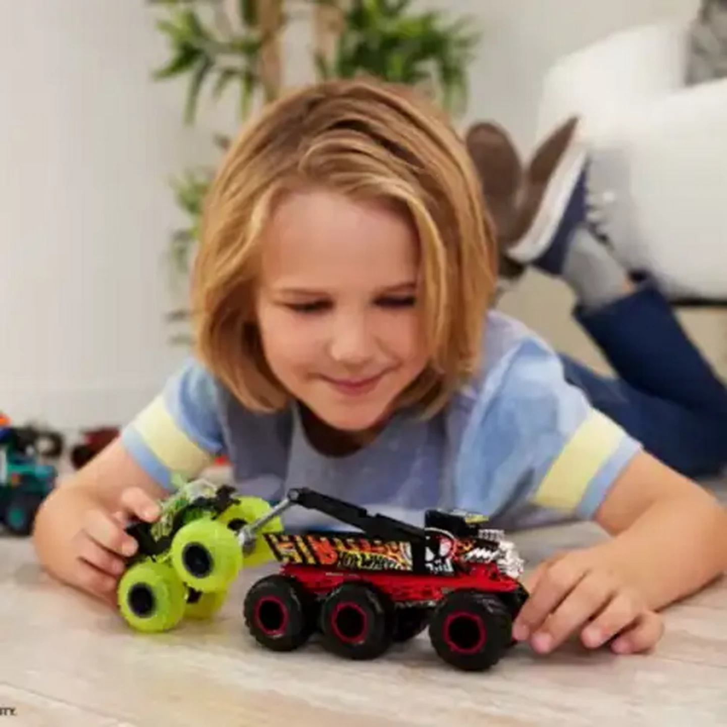 Image of Hot Wheels Monster Trucks Big Rigs (Styles May Vary)