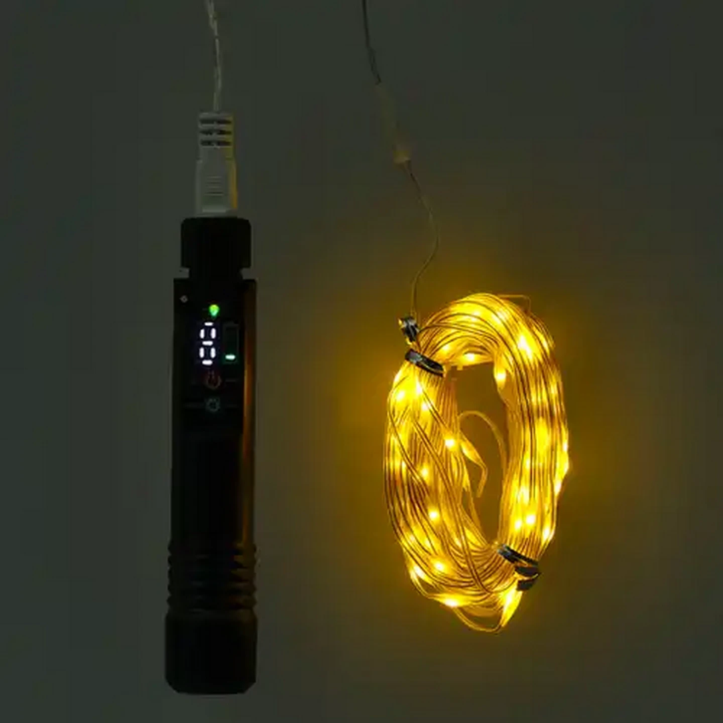 Image of Santa's Choice Rechargeable Battery LED Strip Lights 10m 100-Piece