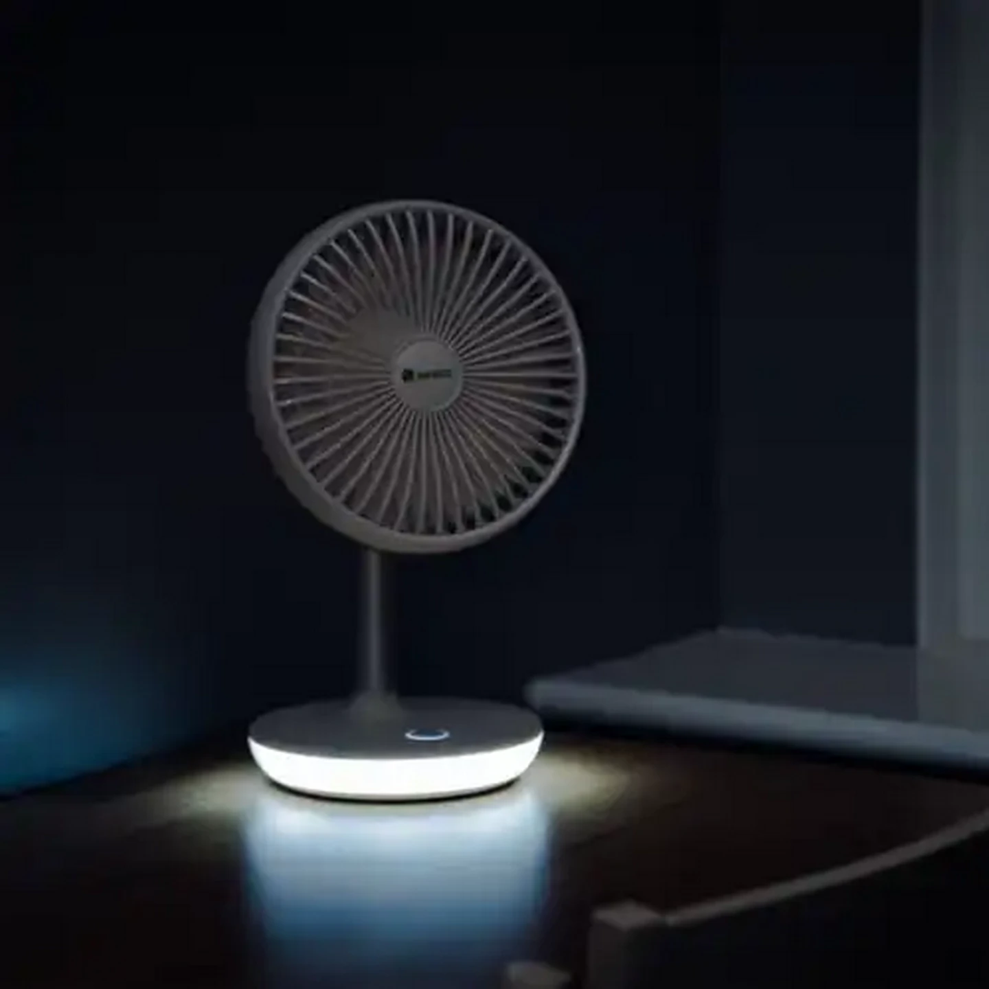 Image of MeacoFan 260c Rechargeable Cordless Air Circulator Fan