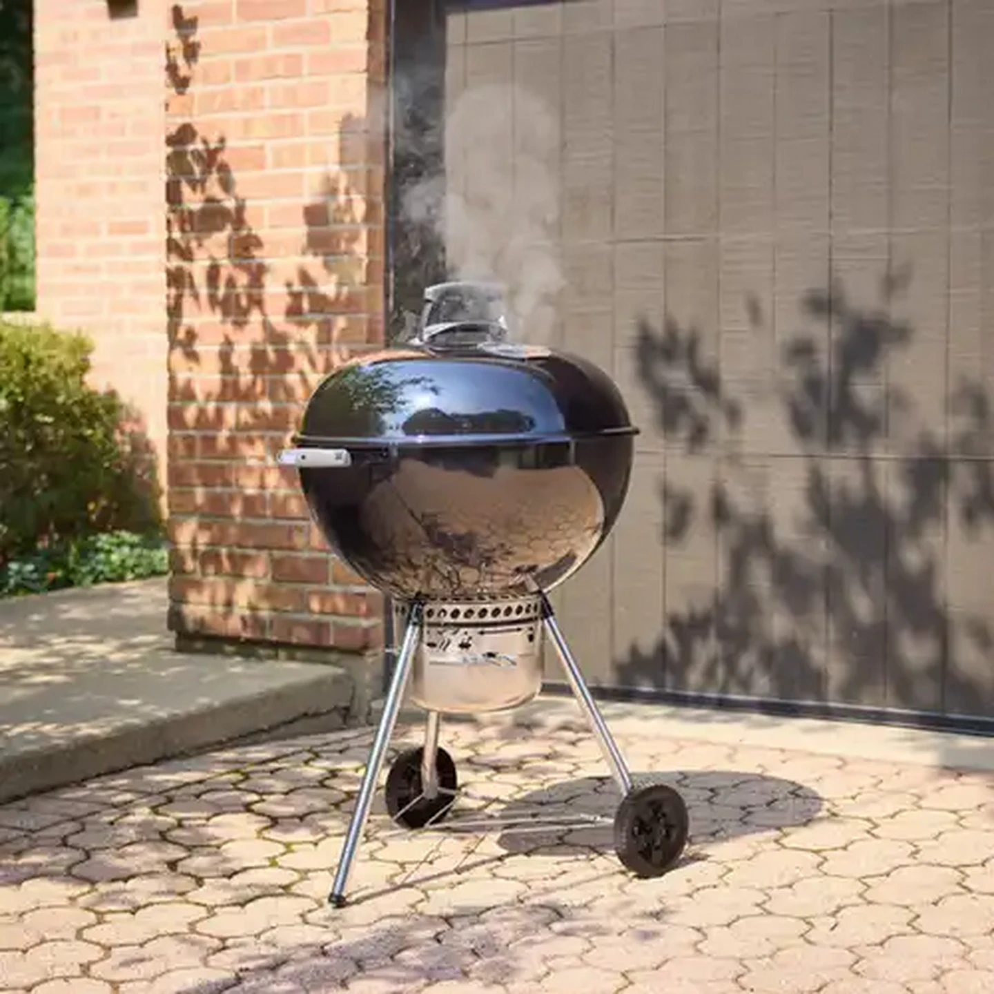 Image of Weber Black Premium Kettle Charcoal Braai 57cm