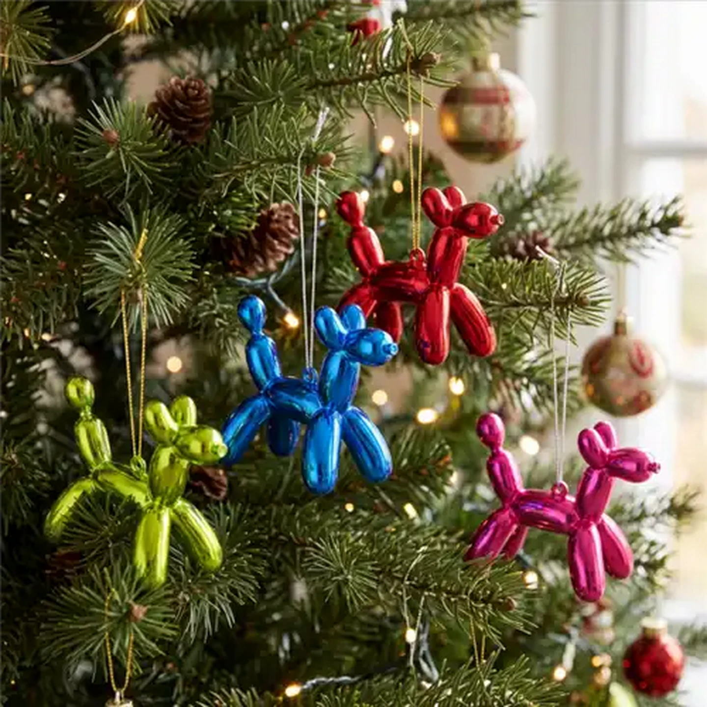 Image of Santa's Choice Hanging Balloon Dog Christmas Tree Decoration 11.5cm (Colour May Vary)